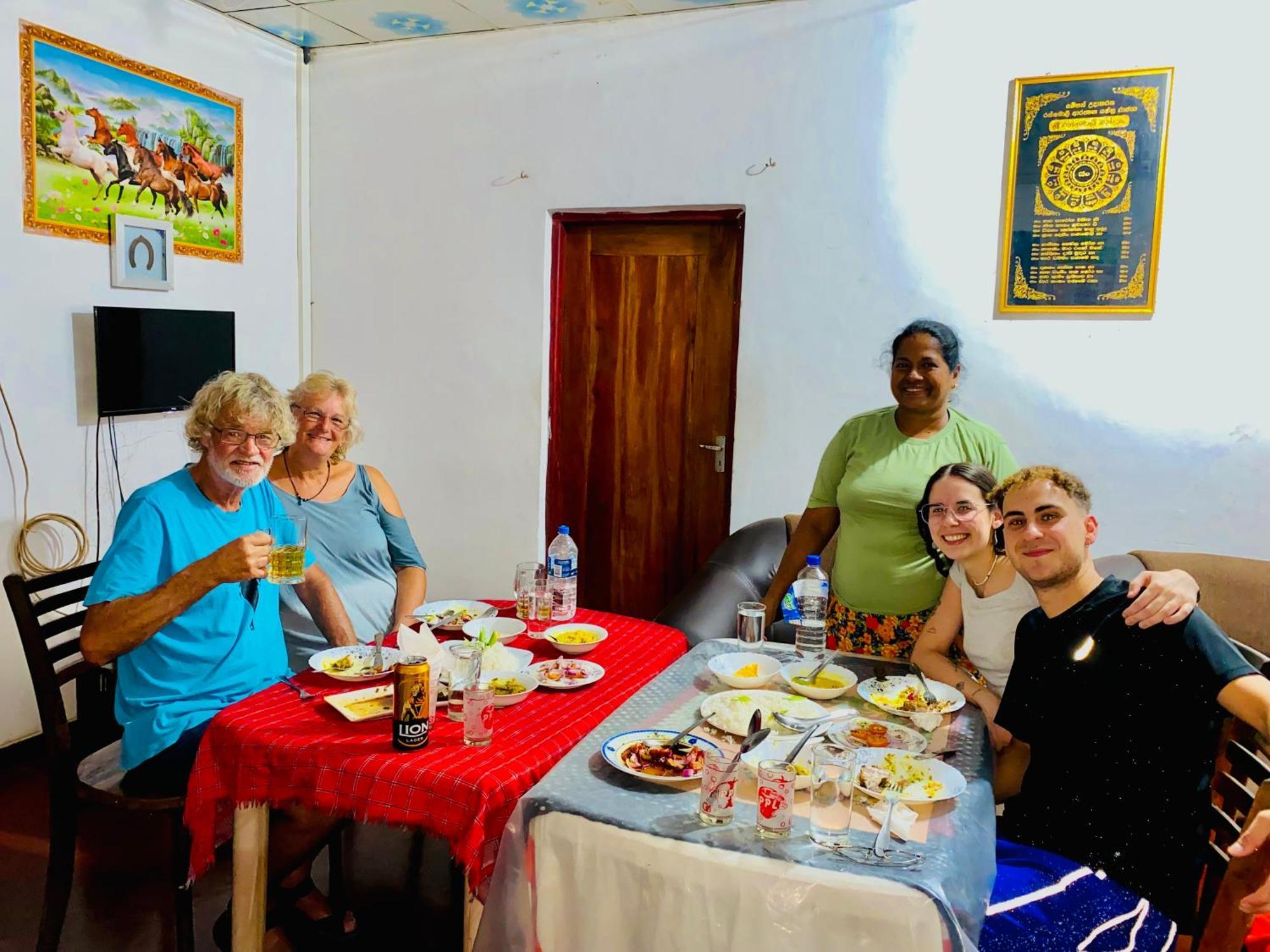 Sigiri Lakshan Home Stay Sigiriya Bagian luar foto